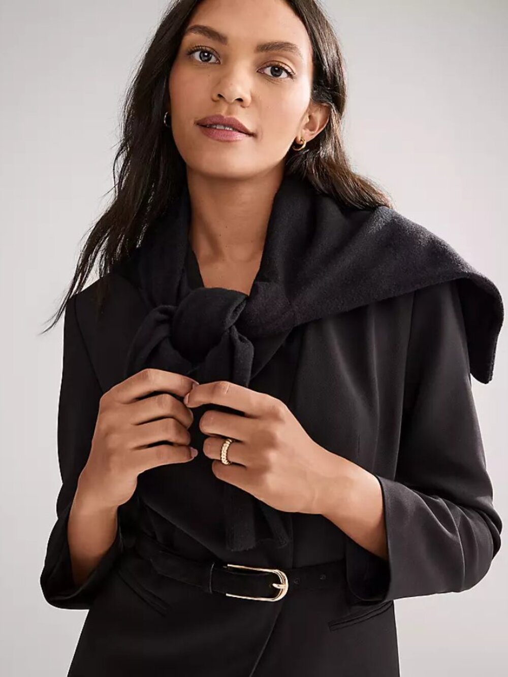 BRAND NEW Ann Taylor The Petite Belted Blazer in Fluid Crepe - Picture 3 of 5